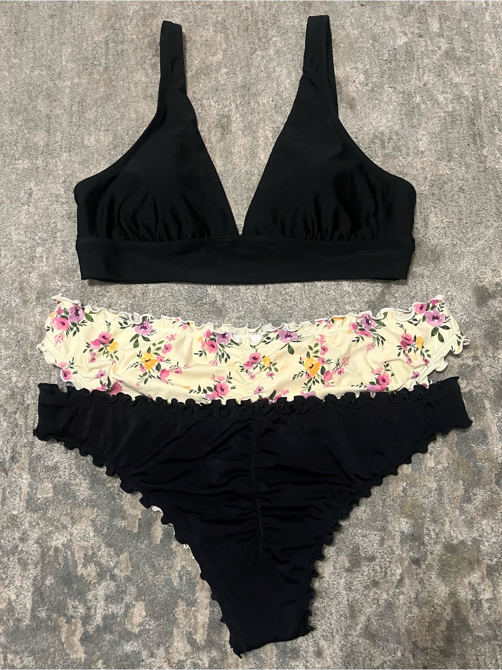 Black & Floral-Accent Women's Bikini Set (Large)